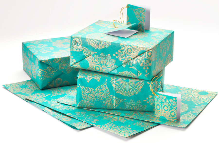 357637-teal-gold-snowflake-gift-wrap-set-of-4-new