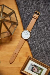 Votch Classic Collection Tan Gold Watch