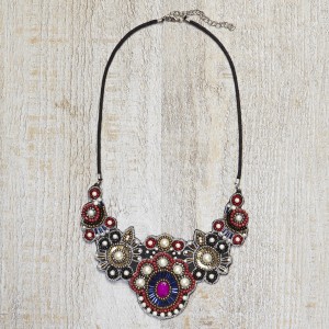 274525-BEADED-NACKLACE